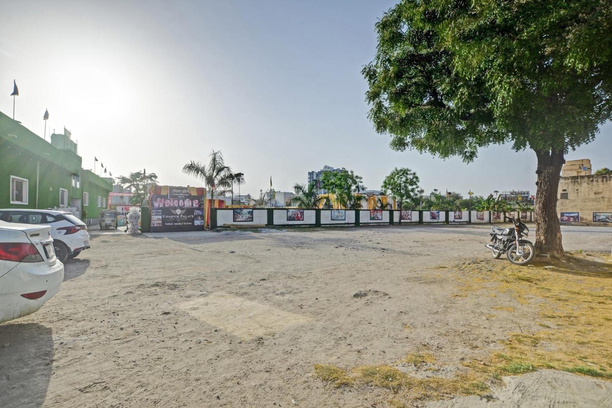 Oyo Udaipur Palace Екстериор снимка